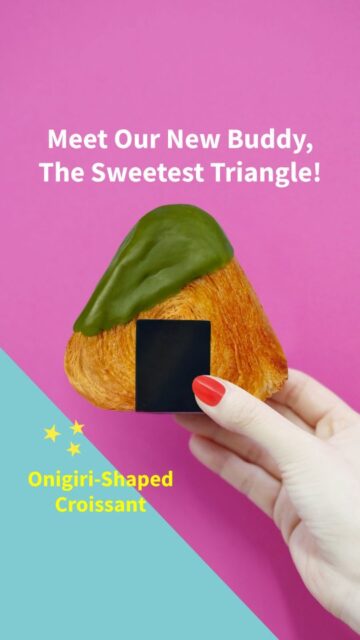 .
✨🥐 Meet Our New Buddy 🥐 ✨

Introducing the Triangle Croissant!

Inspired by the shape of an onigiri, this unique croissant features
flaky, buttery layers coated with a rich chocolate finish.

Available in three delicious flavours
🍵 Matcha Chocolate
🍓 Strawberry Chocolate
🍫 Milk Chocolate

📝We are also looking for a Good name for this new item!
If you have a fun or creative idea, please share it in the comments!
We can’t wait to hear your suggestions ✨

新商品 Triangle Croissant が登場しました！

おにぎりの形からインスパイアされた、
サクサク＆バター香るクロワッサン生地に、
リッチなチョコレートコーティングを施した新感覚スイーツです。

フレーバーは 3 種類
🍵 抹茶チョコレート
🍓 ストロベリーチョコレート
🍫 ミルクチョコレート

📝そしてただいま、この新商品にぴったりの
“Good な名前” を大募集しています！
素敵なアイデアがありましたら、ぜひコメントで教えてください✨

#Onigiri #LondonEats #JapaneseFoodLondon #YamadaOnigiri  #StreetFoodLondon #snacktime #Japanesesnaks #Newstylebakery #Londonbekery #Croissant #Onigirishapedcroissant #Oniwassan #Onigiricroissant #onicro